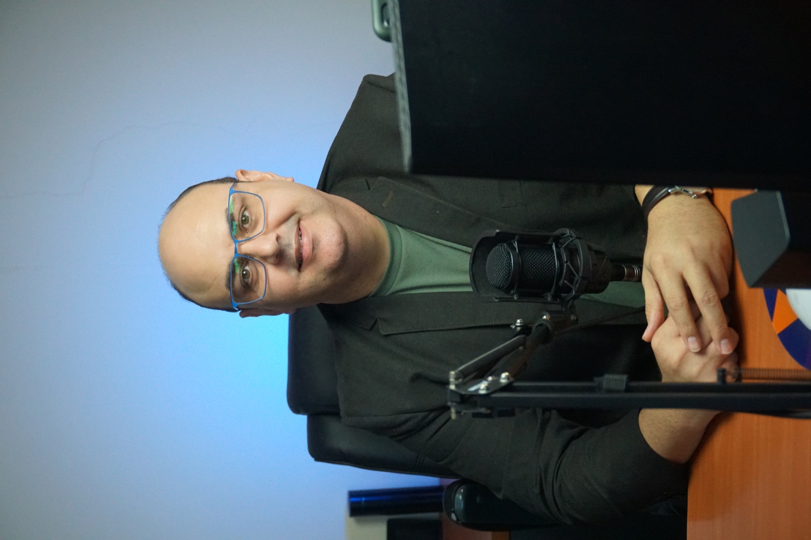 Joco González en su estudio